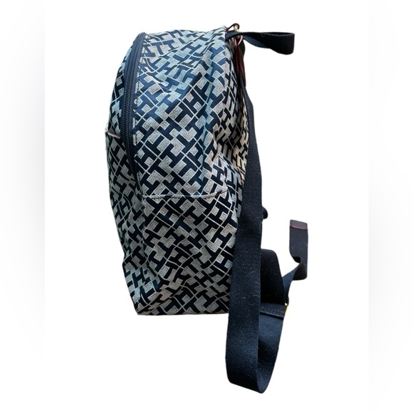 Tommy Hilfiger Small Backpack Monogrammed - Picture 3 of 5